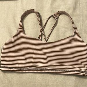 Lululemon free to be sports bra